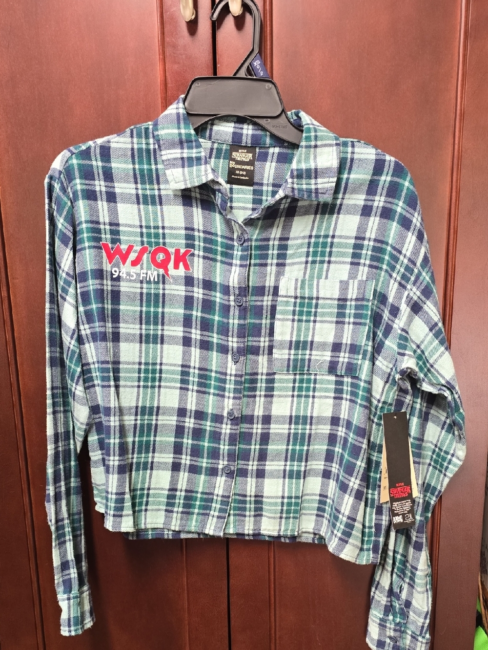 NWT. Sranger Things Cropped Plaid Shirt - Navy & Mint. Size XS 0/2